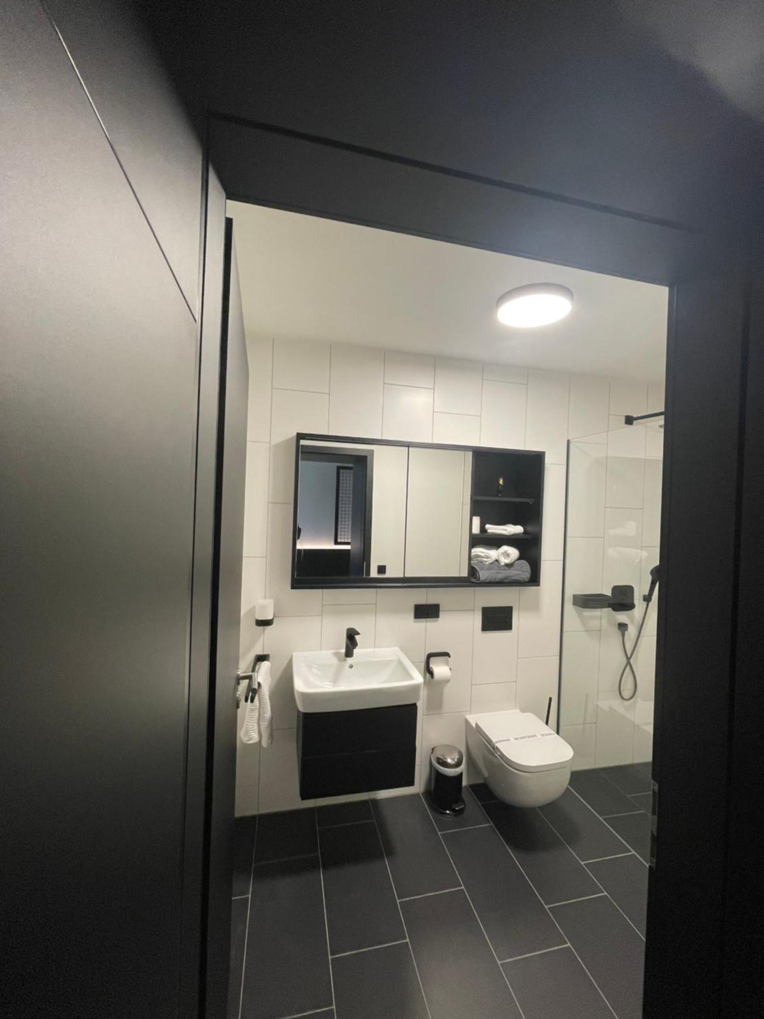 Hotelapartment Ueberwasser Mit Sauna Und Fitness Cuxhaven Exterior foto